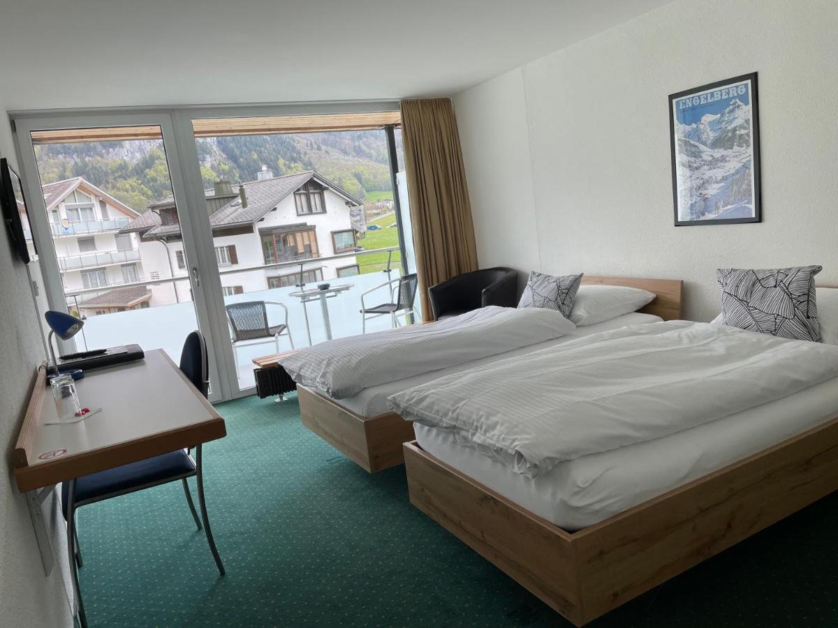 Hotel Hahnenblick Engelberg Bagian luar foto